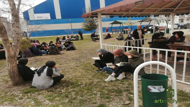 81 İlde Eş Zamanlı “Kitap Okuma Saati”