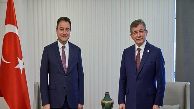 Ali Babacan İttifak Turunda!