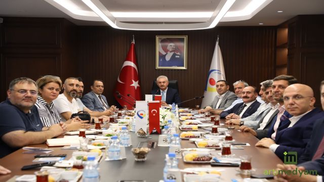 Ticaretin gelişmesi için görüştüler