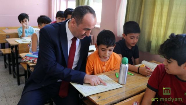 Yücel, Yaz Kur’an kursunu ziyaret etti