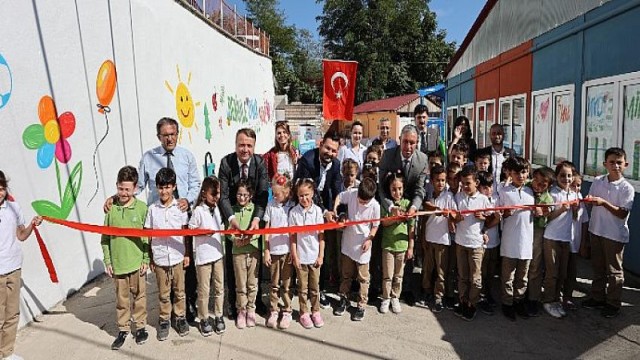 Plastik Atıklar Şimdi De Trabzon’da Oyun Parkına Dönüştü