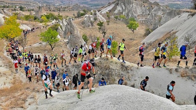 Salomon Cappadocia Ultra-Trail® sona erdi