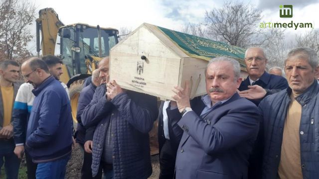 Saadet Yılmaz, defnedildi