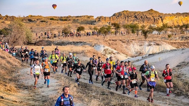 Ekim ayında Kapadokya’nın Kalbini Koşarak Keşfedin